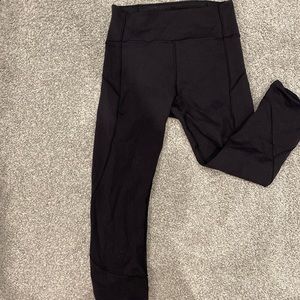 Lululemon leggings, cropped, black